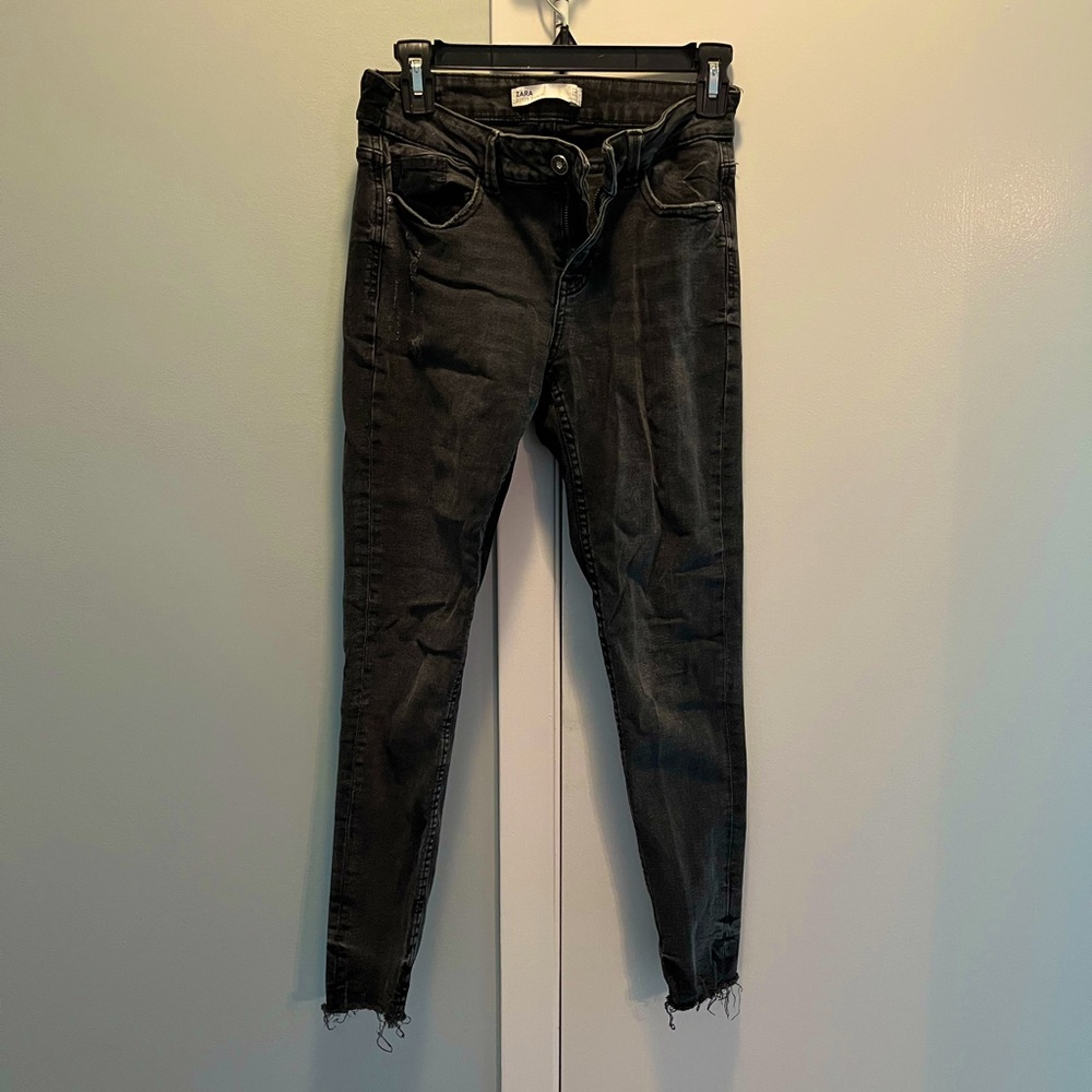 Zara grey distressed skinny jeans